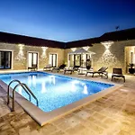 Mala Zadarvillas