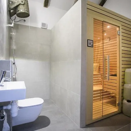 וילה Mala Zadarvillas פריבלאקה